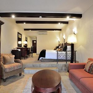 Family Twin Room
